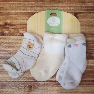 Classic Winnie The Pooh Baby Booties Set 6-12 Months Yellow White Infant Socks